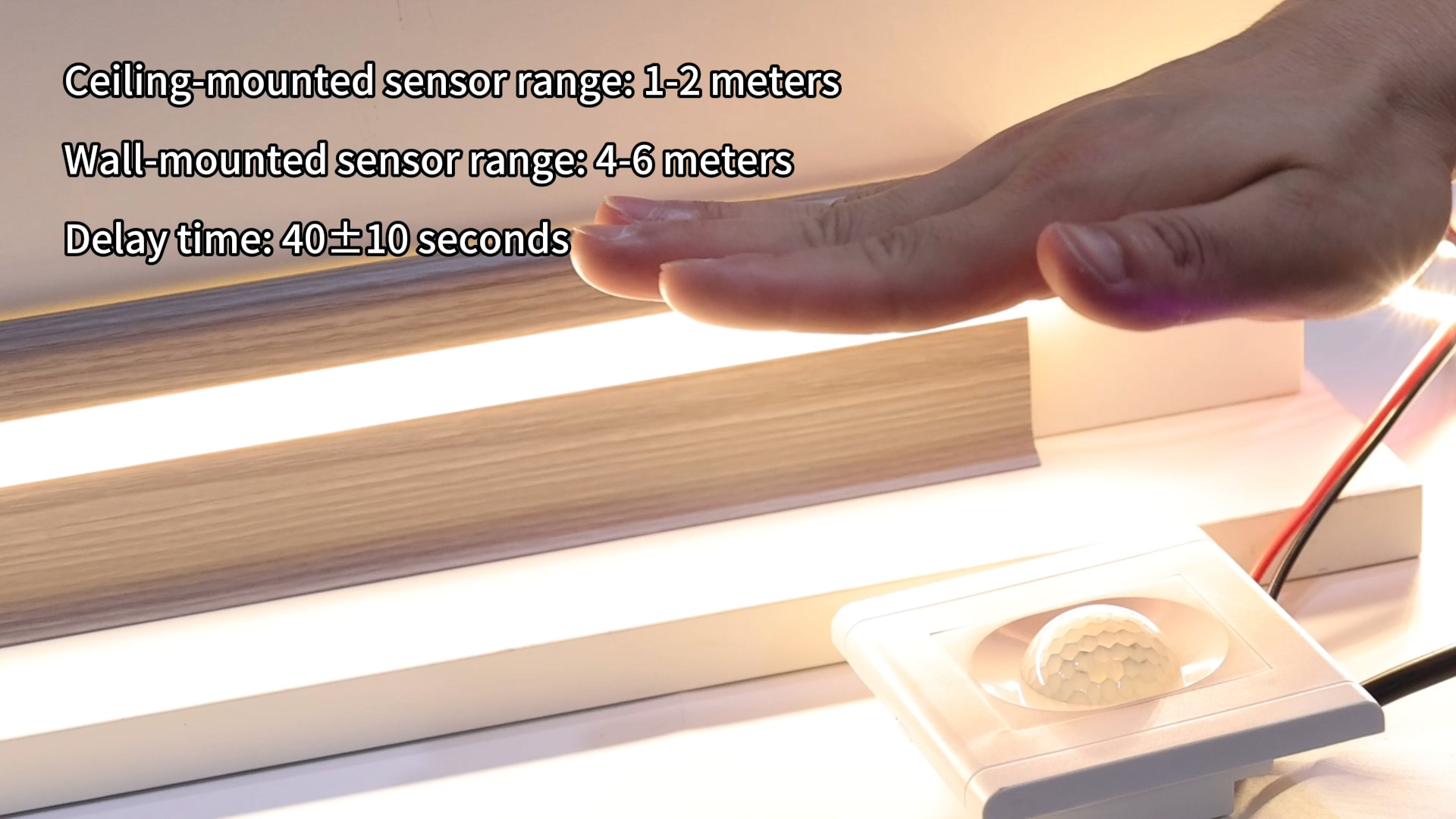 70*15mm Installation method of PVC floor skirting with accessories(NSF70)