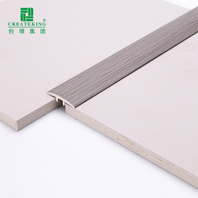 25*3mm SPC T-molding