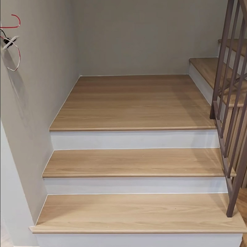 40*19.75mm SPC Round-shaped Stair Nose