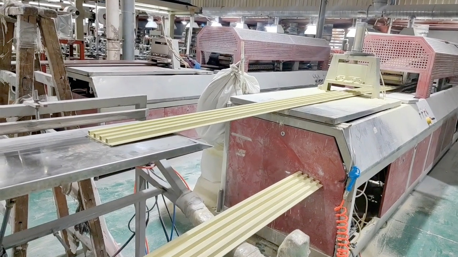 WPC Grille/Wall Panel Production Process (GS169)