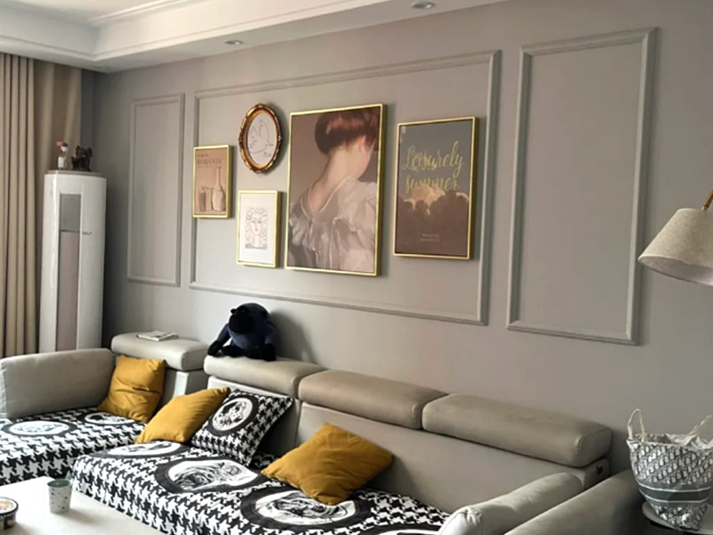 T-shaped picture frame surface decorative strip