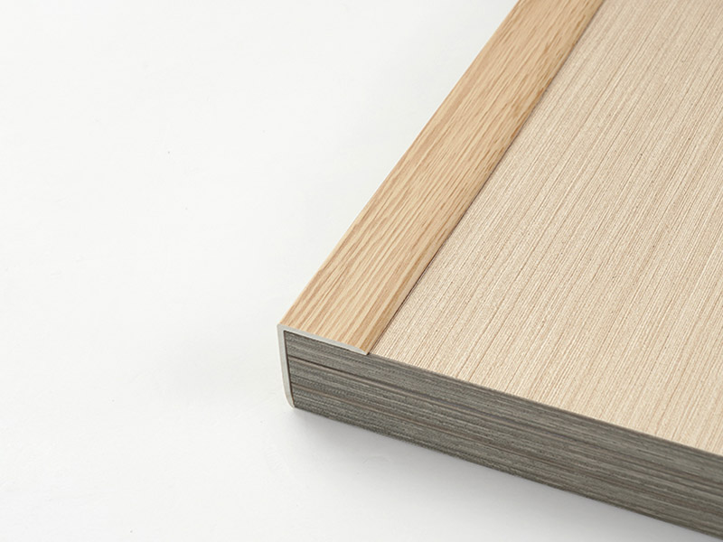 32*28mm L-shaped PVC Solid Wood Floor Corner Protector