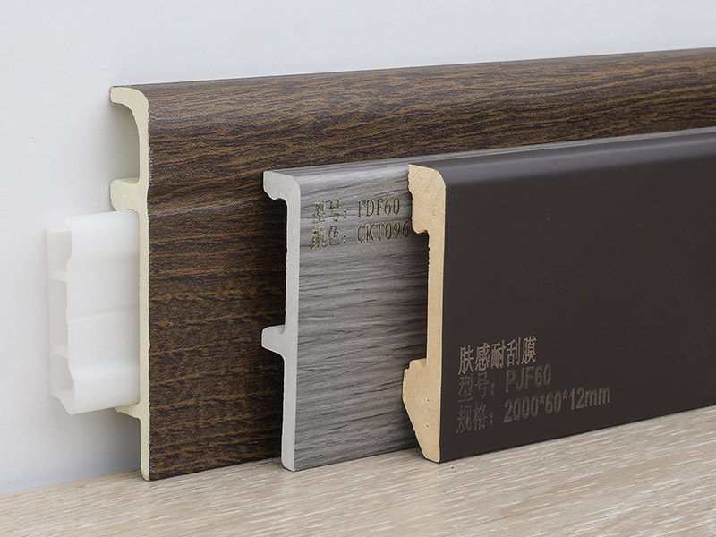 Baseboard systems with bases