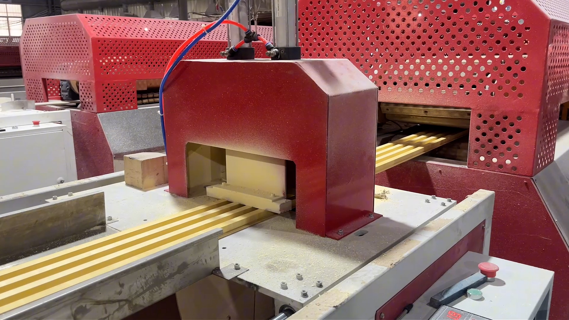 WPC wall panel extrusion, calendering, and cutting process